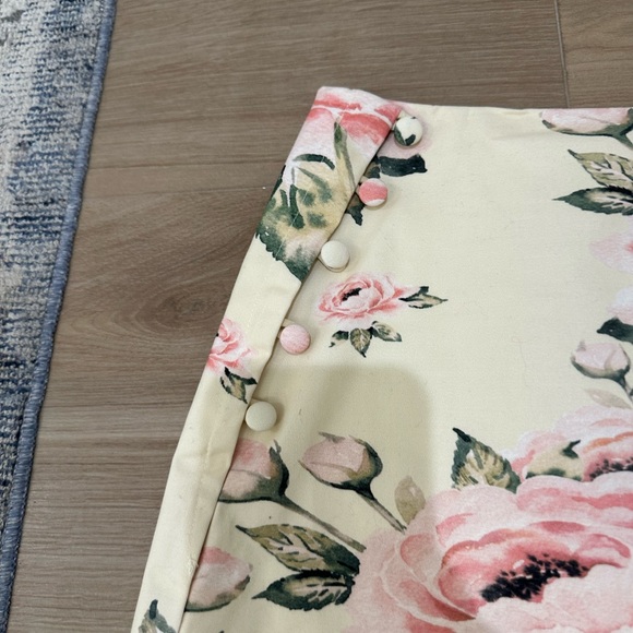 Tiger Mist Tamika Floral Skirt - Picture 2 of 3